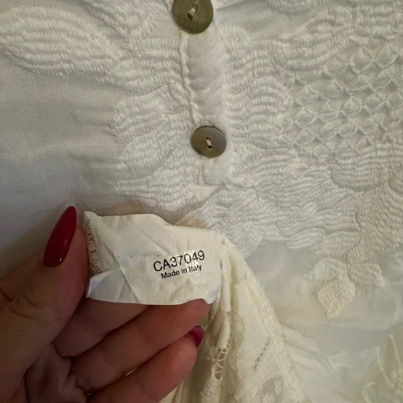 Elegant White Lace Women's Blouse - Picture 9 of 11